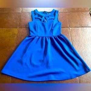 Deb Dress (Size Medium)